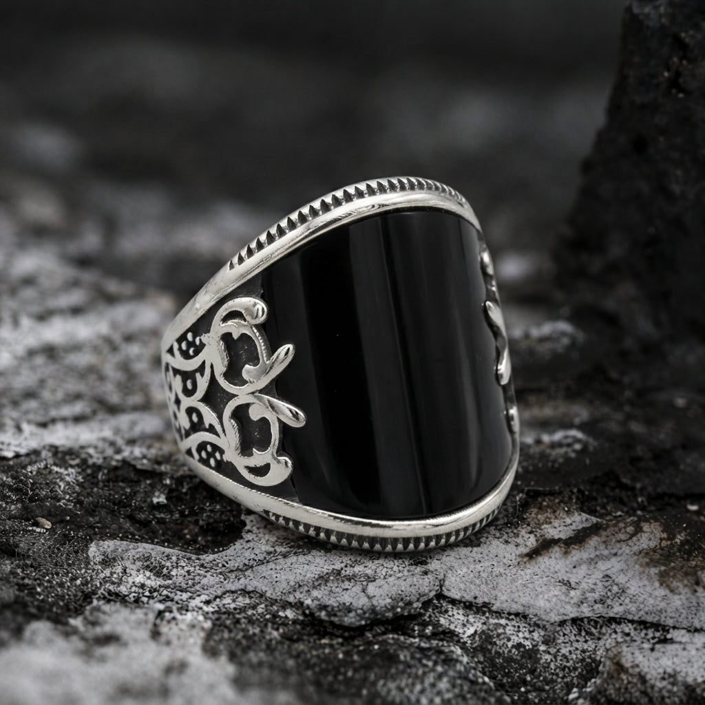 Midnight Dynasty Ring