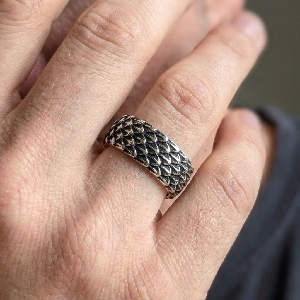 Dragon Scale Band Ring