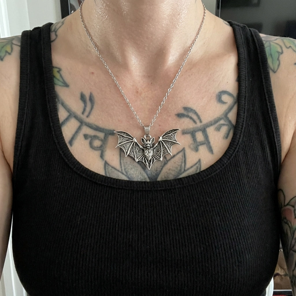 Gotische ketting met vervloekte vleermuis