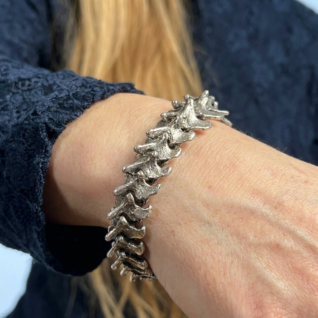Shadow Spine Bracelet