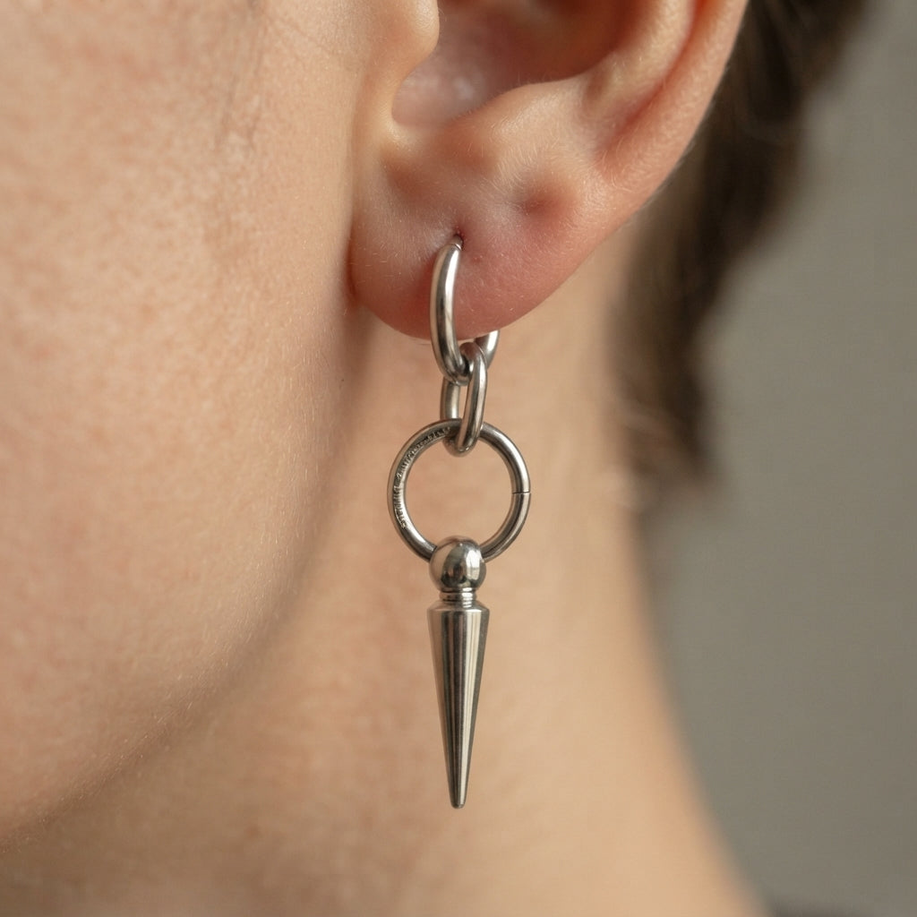 Oorringen met grove ringschakels en puntige hanger