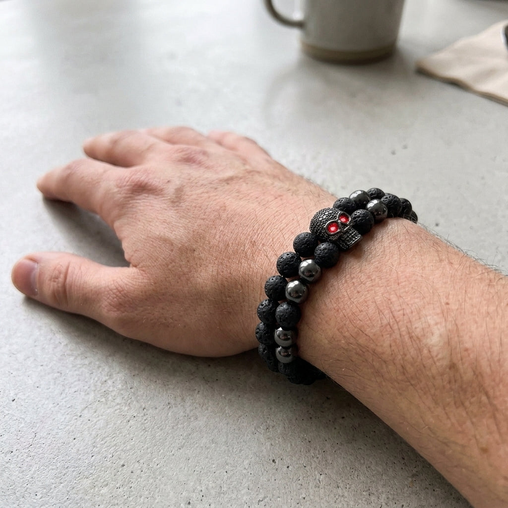 Perlenarmband-Set mit Totenkopf Rotes Totenkopf-Armband-Set mit Augen
