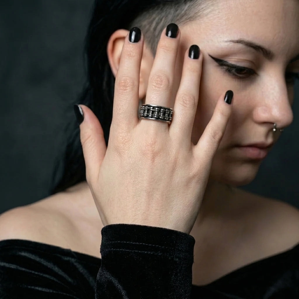 Vintage Locomotive Chain Ring