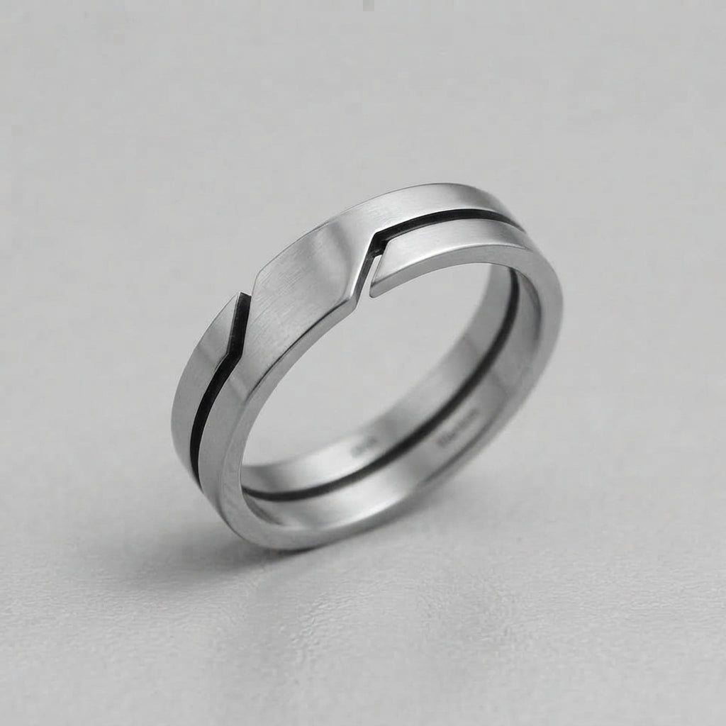 Geometric Split Double Band Ring