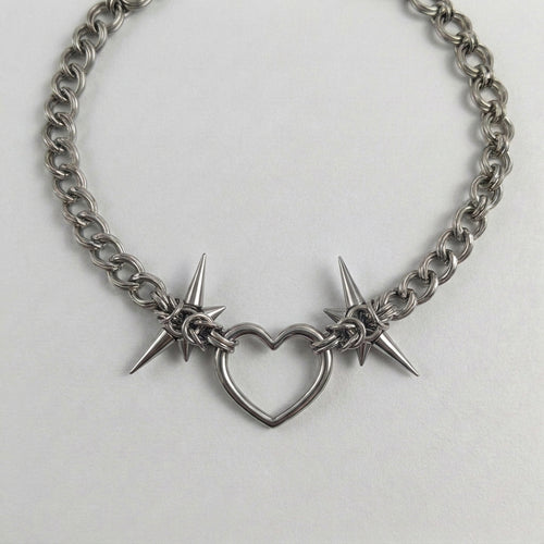 Barbed Heart Ring Chainmail Choker