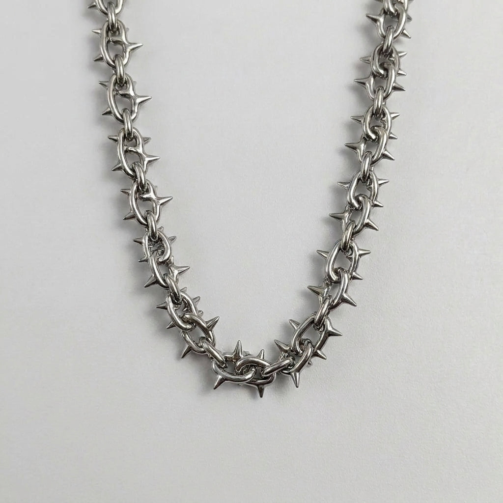 Barbed Thorn Cable Chain Necklace