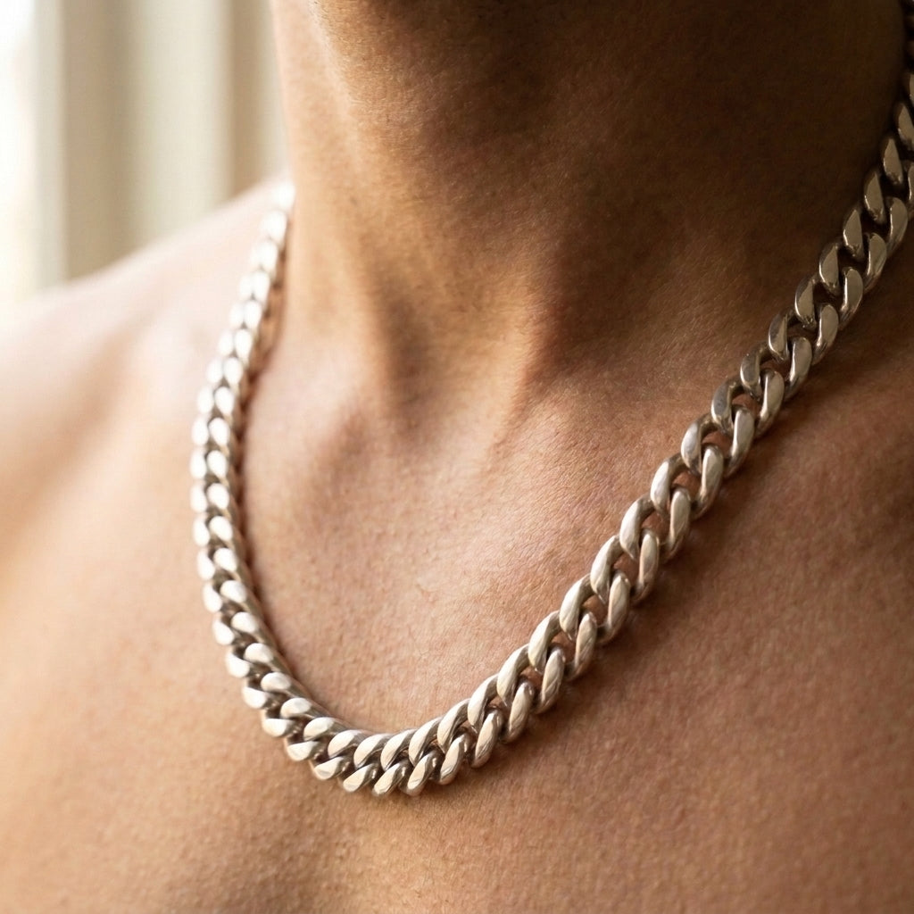 Auffällige Halskette mit Cuban-Link-Kette
