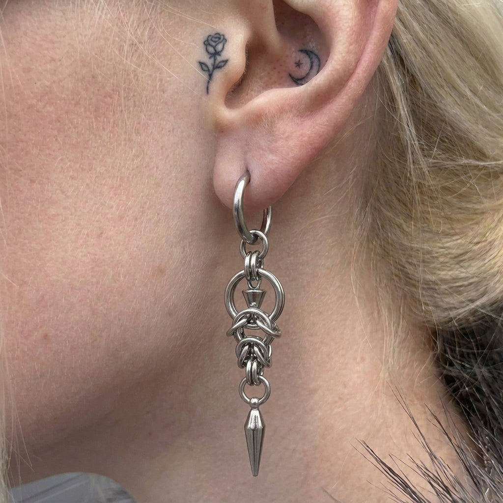 Chainmail Knot Spike Earrings