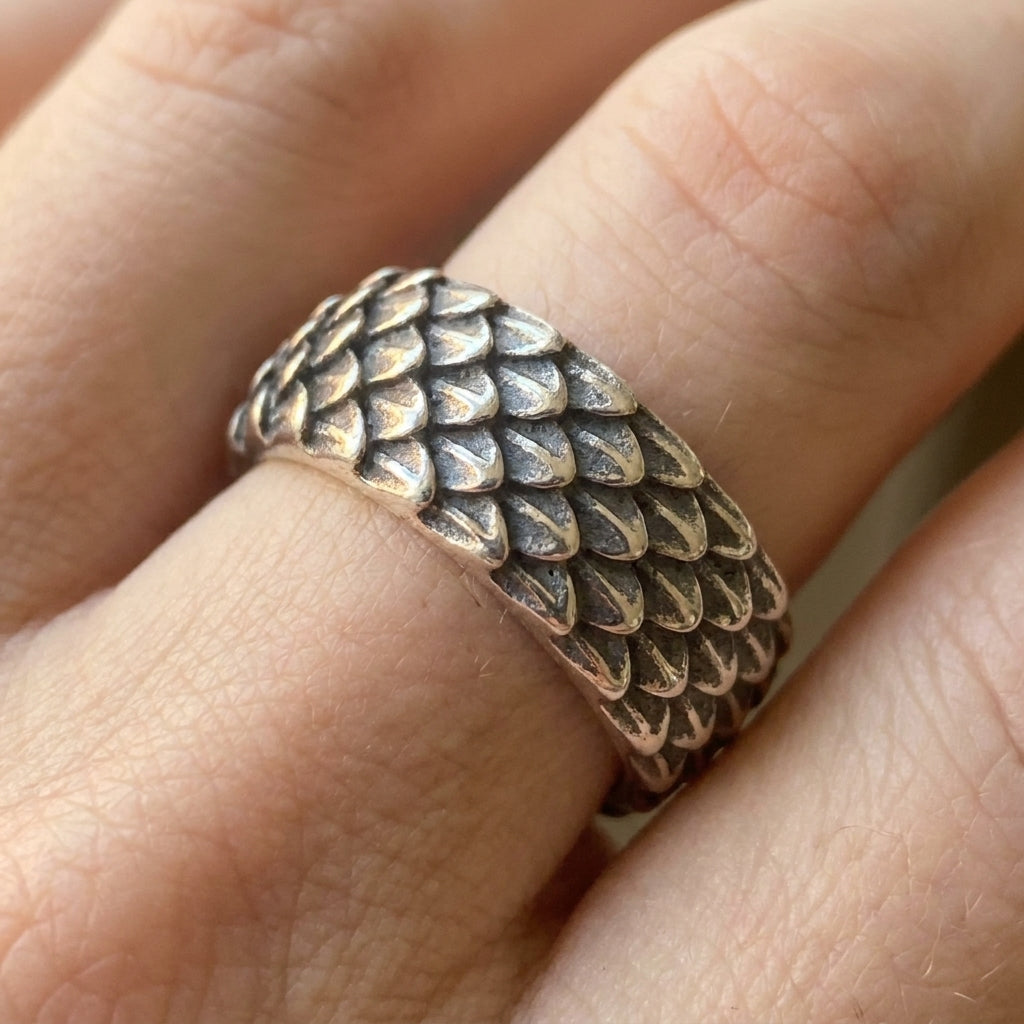 Dragon Scale Band Ring