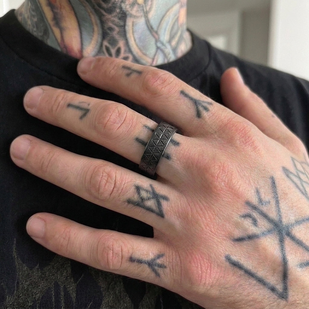 Blackened Geometric Grid Band Ring