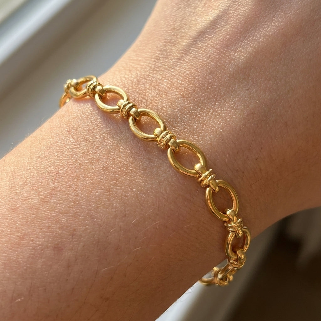 Gold Knotted Oval Link Chain Bracelet