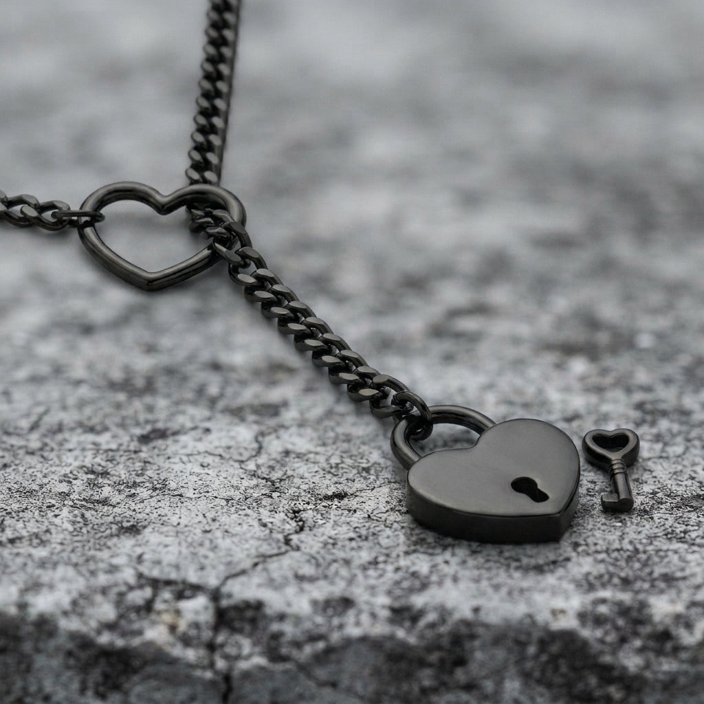 Black Heart Padlock Ring Lariat Curb Chain Necklace