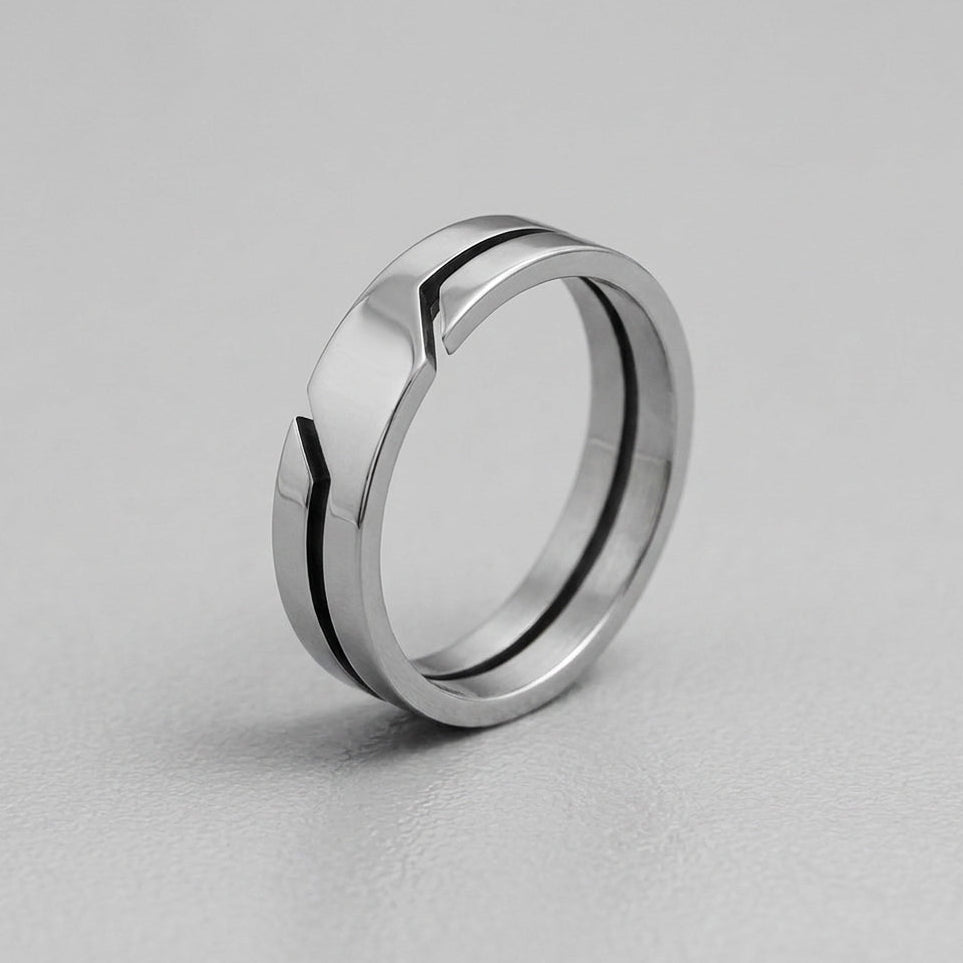 Geometric Split Double Band Ring