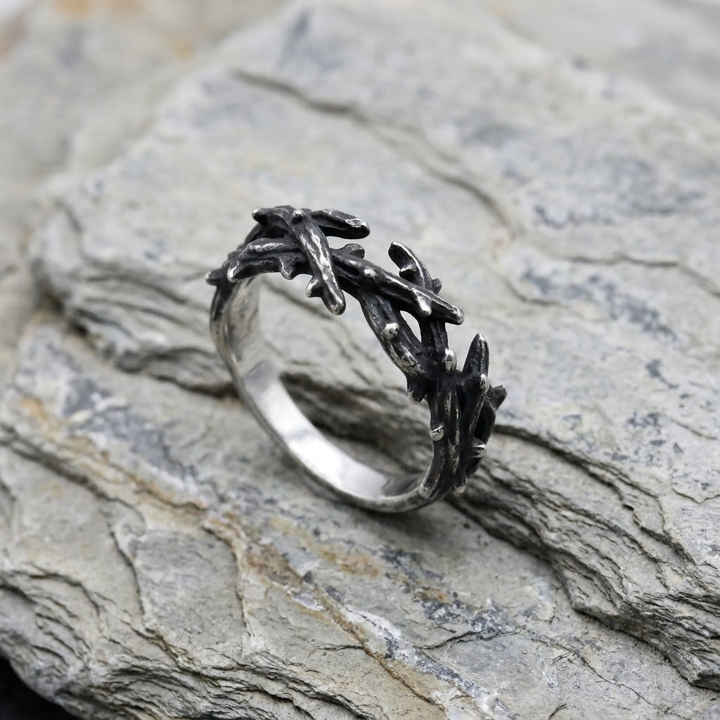 Gothic Thorn Vine Wrap Ring