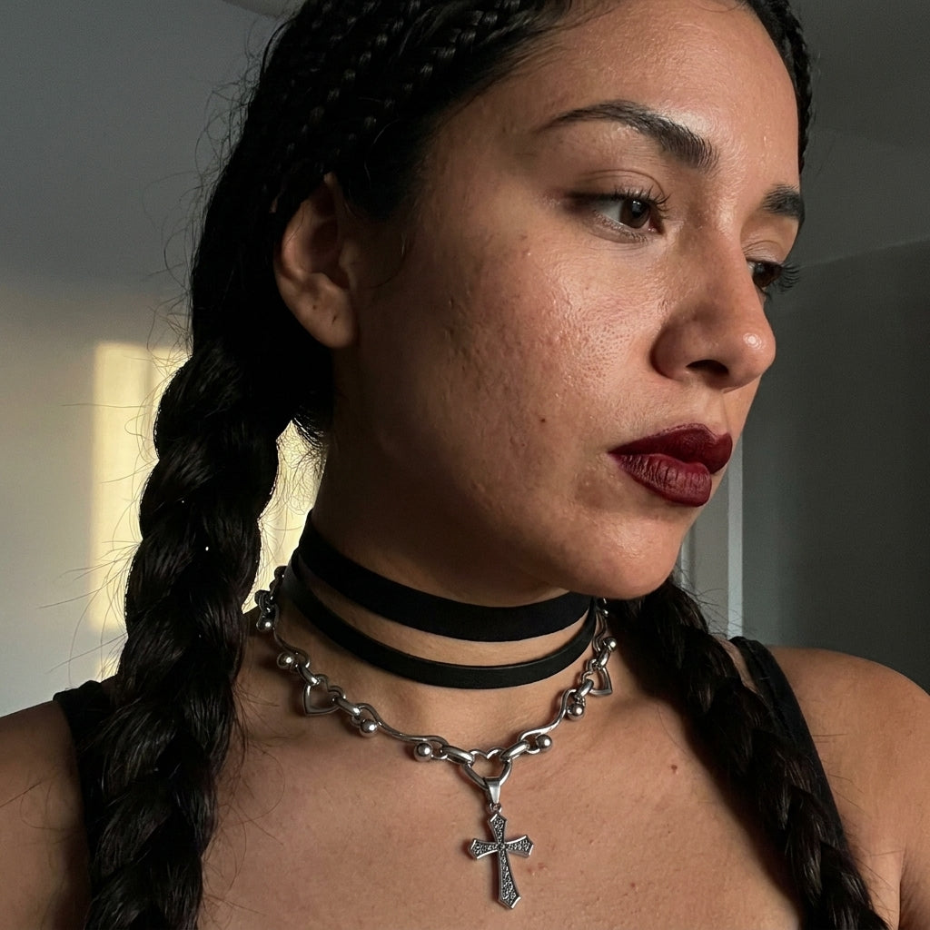 Heart Link & Engraved Cross Choker Necklace
