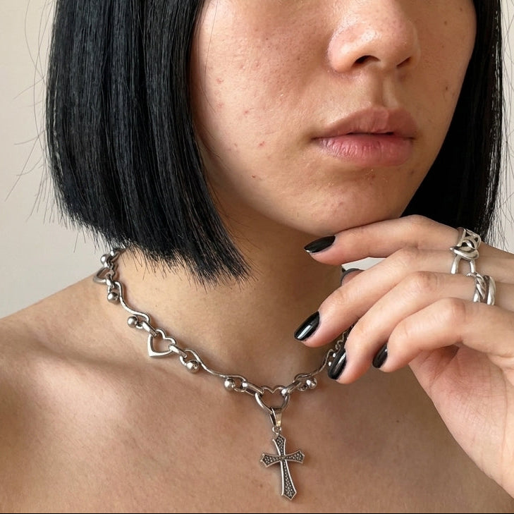 Heart Link & Engraved Cross Choker Necklace
