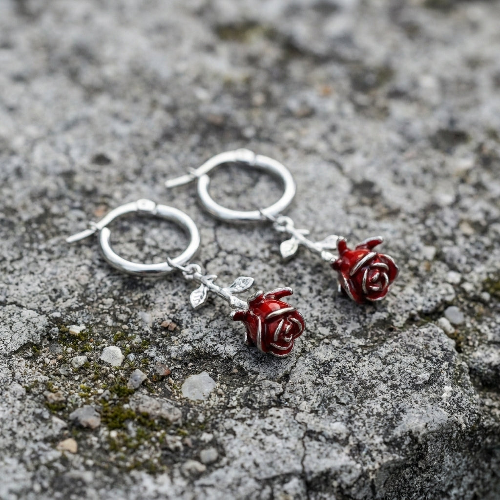 Creolen met bloedrode rozensteel