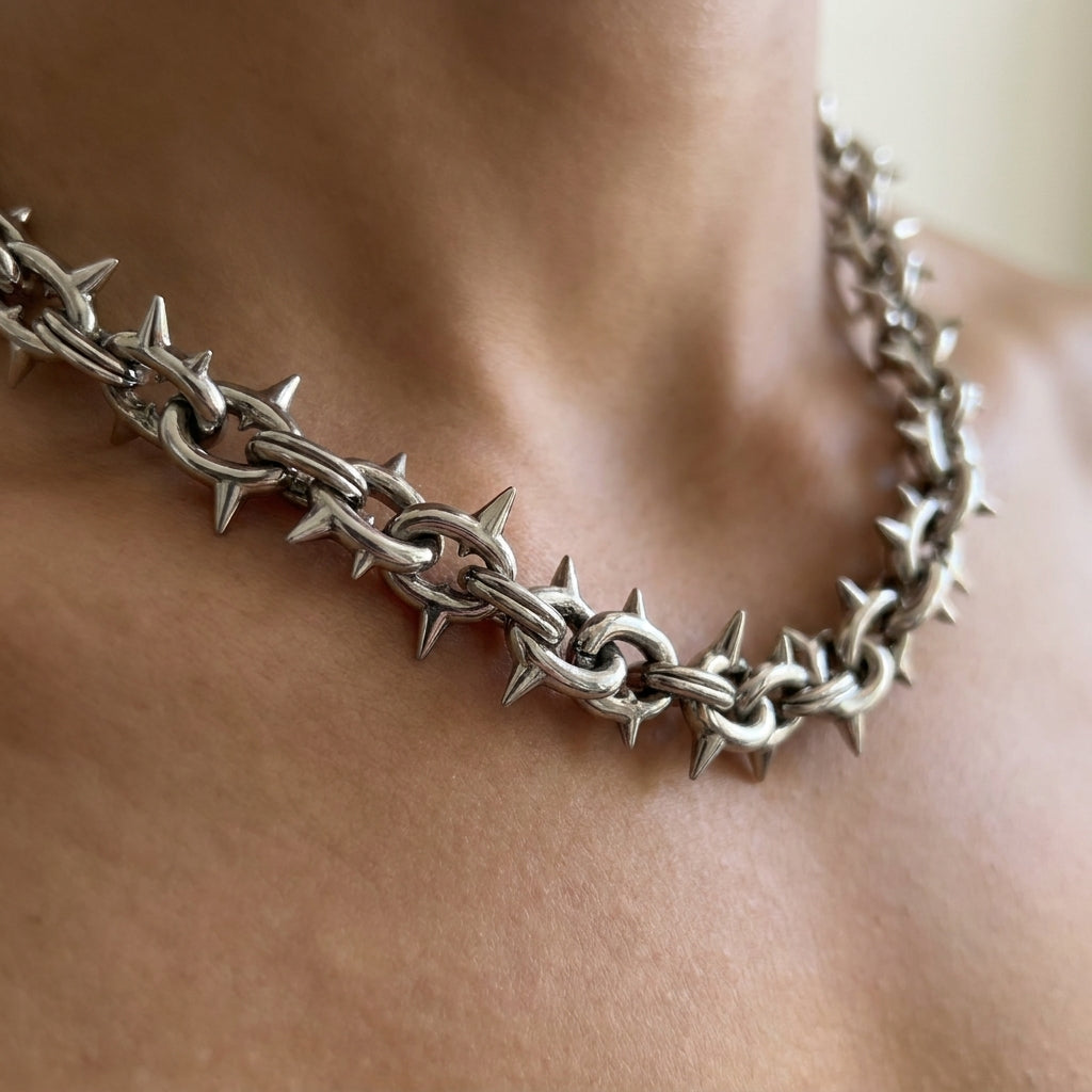 Barbed Thorn Cable Chain Necklace