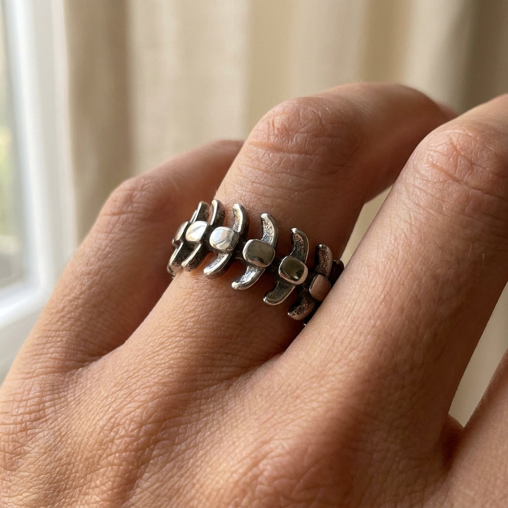 Dead Spine Ring
