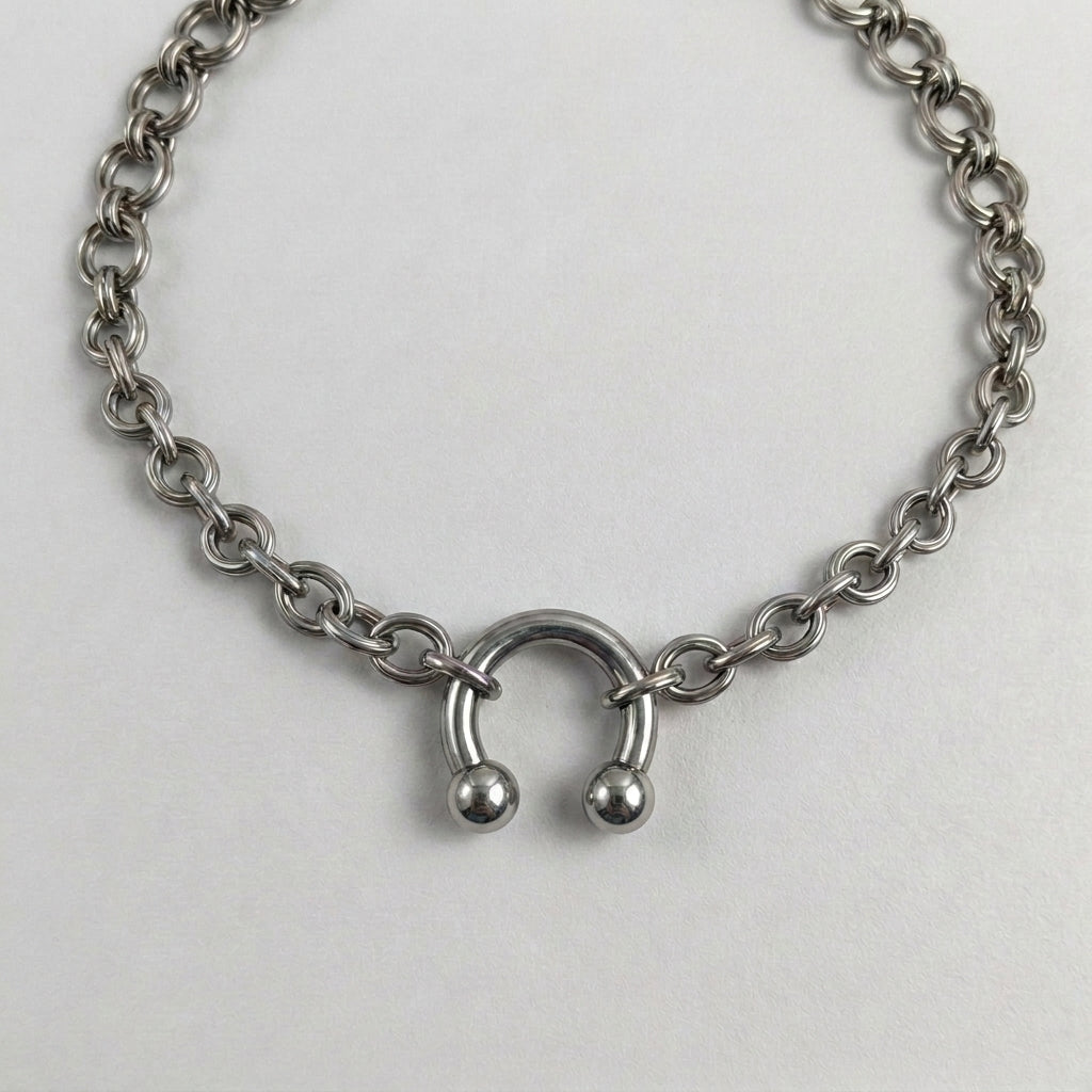 Horseshoe Barbell Chainmail Choker