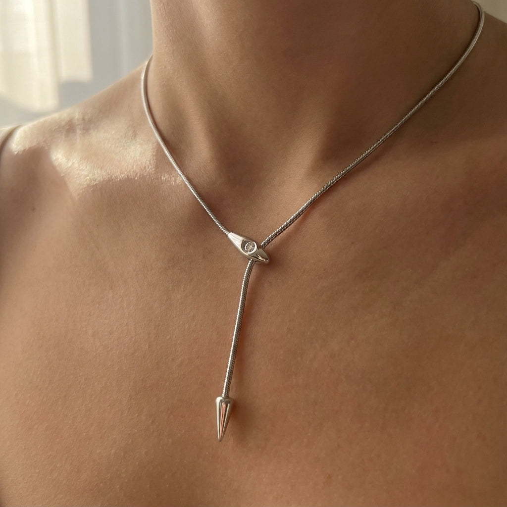 Lariatketting met hangende spike