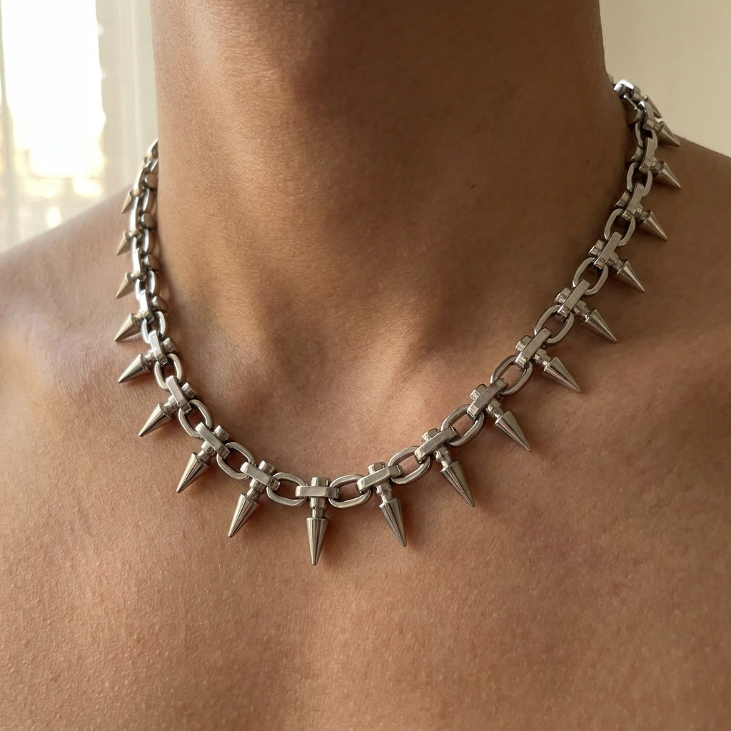 Symmetric Spike Chain Necklace