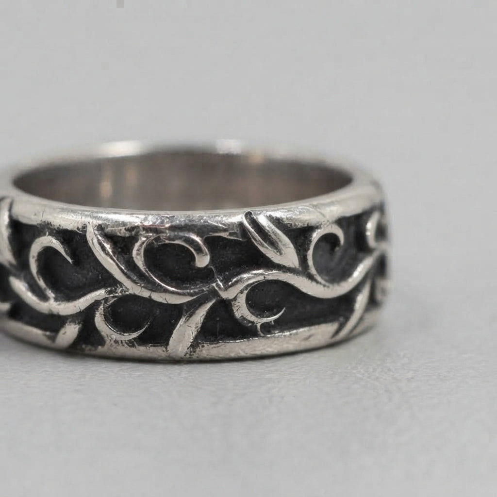 Dark Filigree Scroll Ring