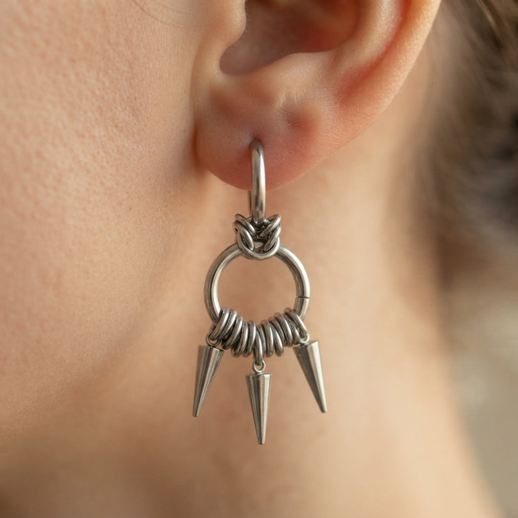 Chainmaille O-Ring Triple Spike Hoop Earrings
