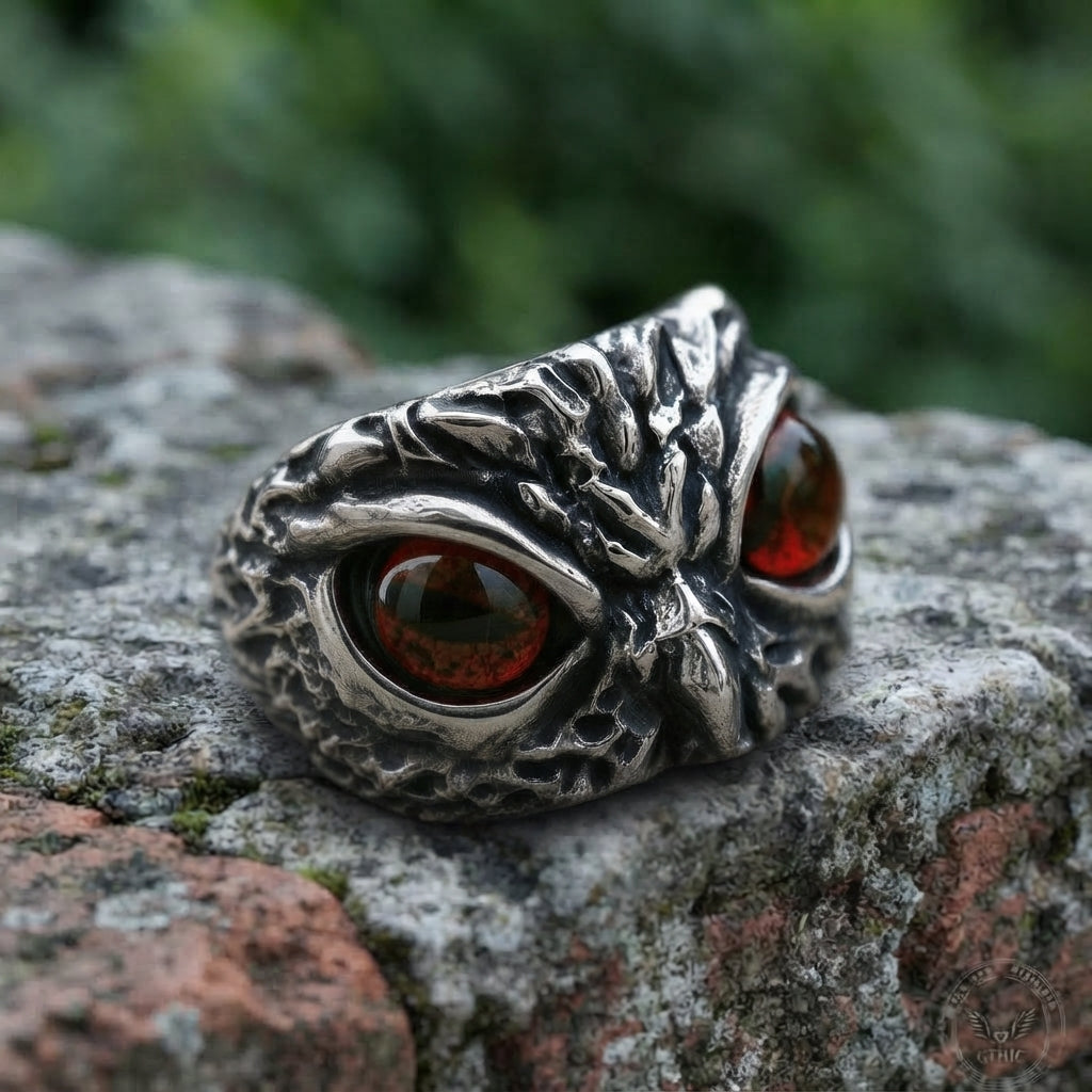 Owl Face Ring (Red Eyes)