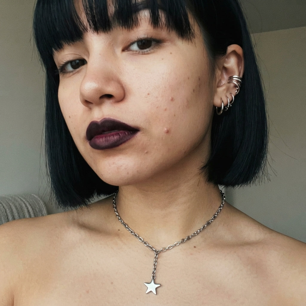Puffy Star Drop Lariat Necklace