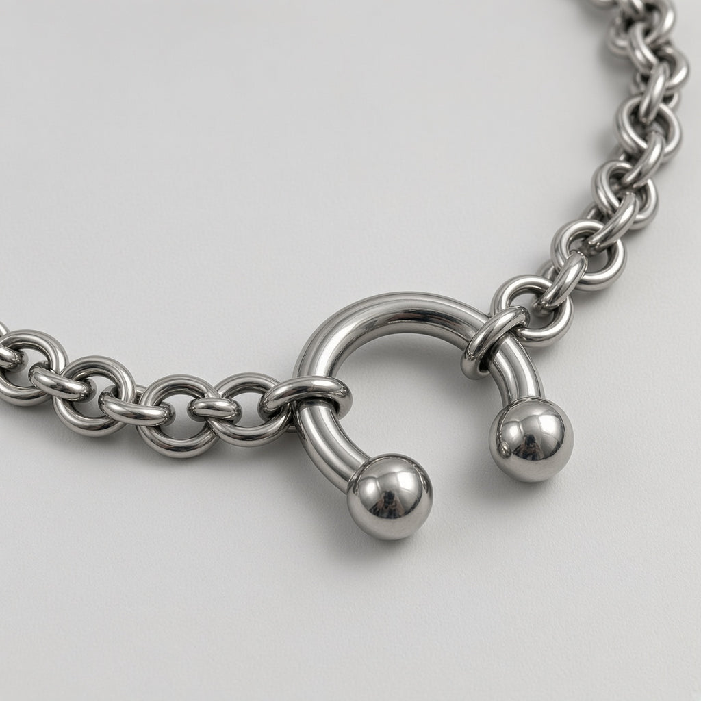Horseshoe Barbell Chainmail Choker