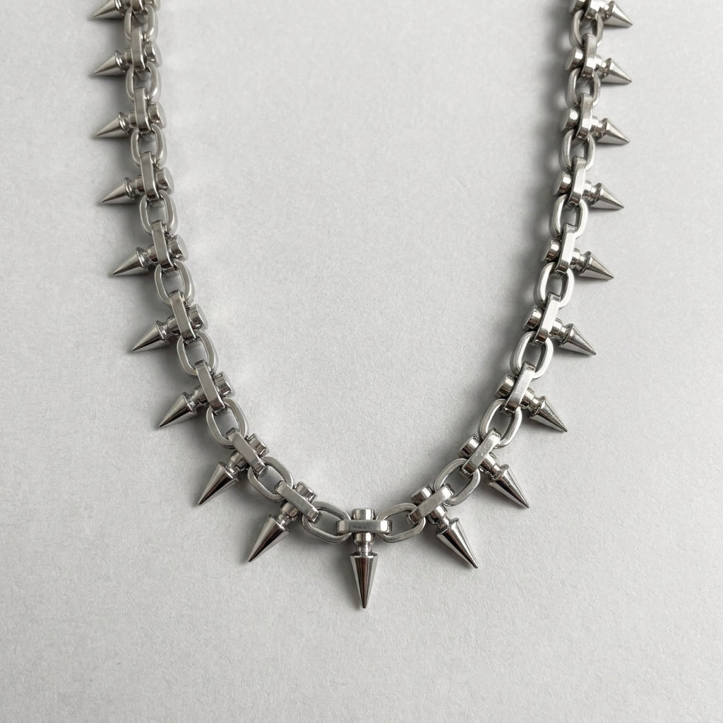 Symmetric Spike Chain Necklace